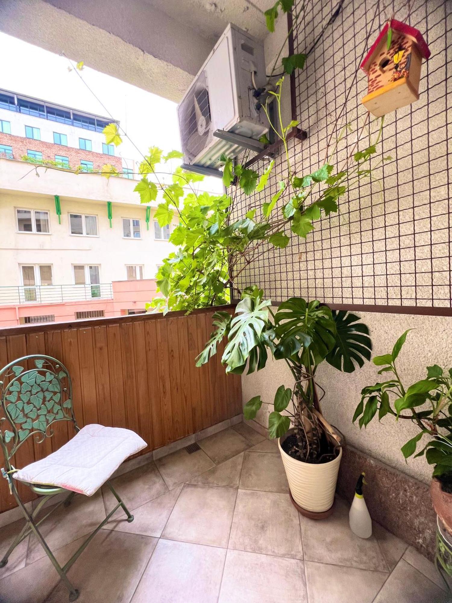 T2&T3 Apartments Levanto Tbilisi Esterno foto